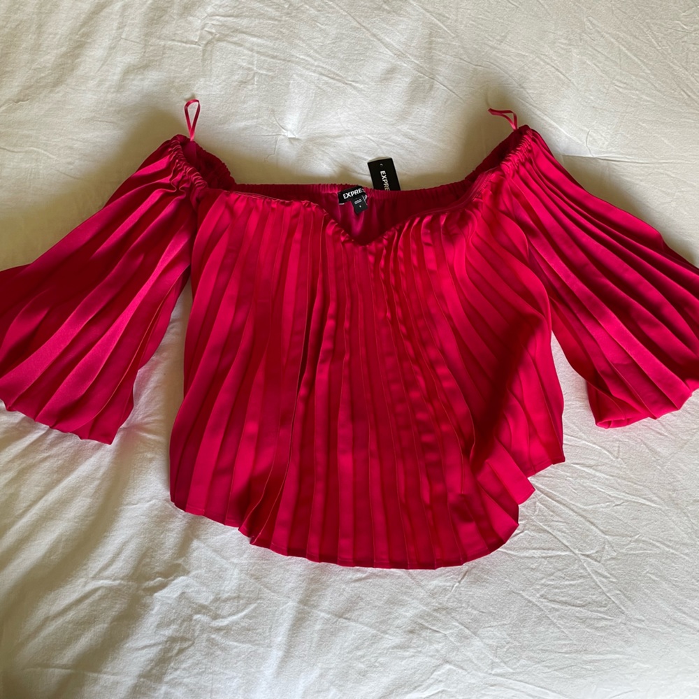 Express, off the shoulder, Flowy Top